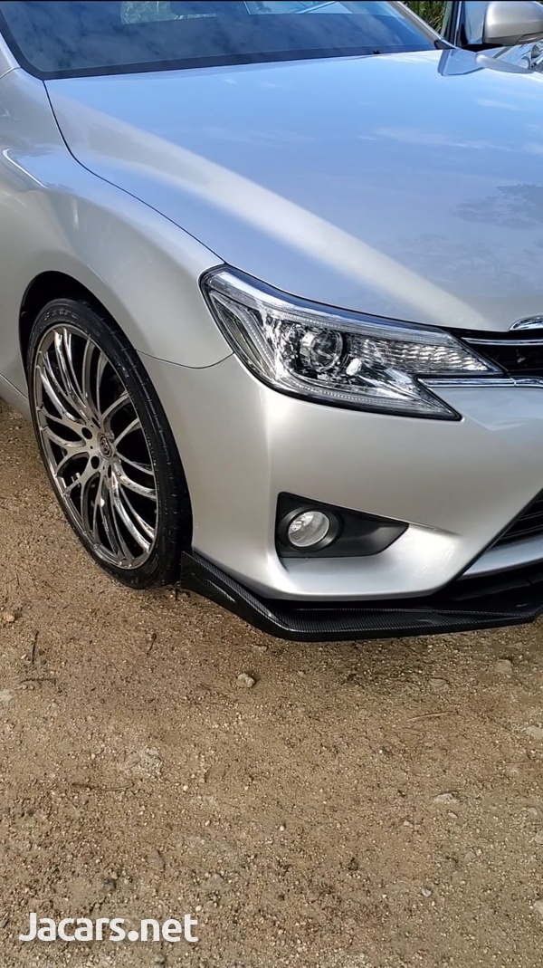 Toyota Mark X 2,5L 2014