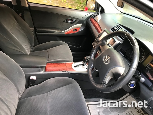 Toyota Allion 2,0L 2012-6