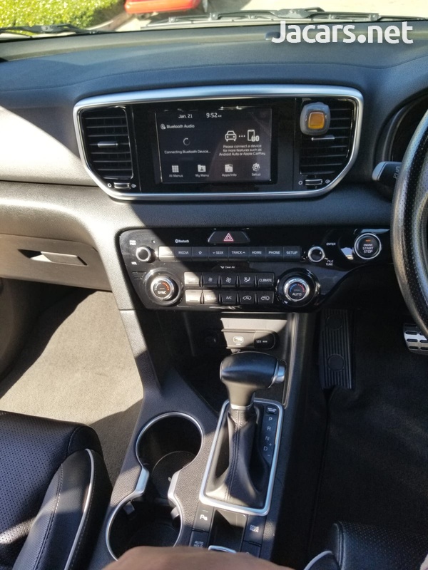 KIA Sportage 1,8L 2020-3