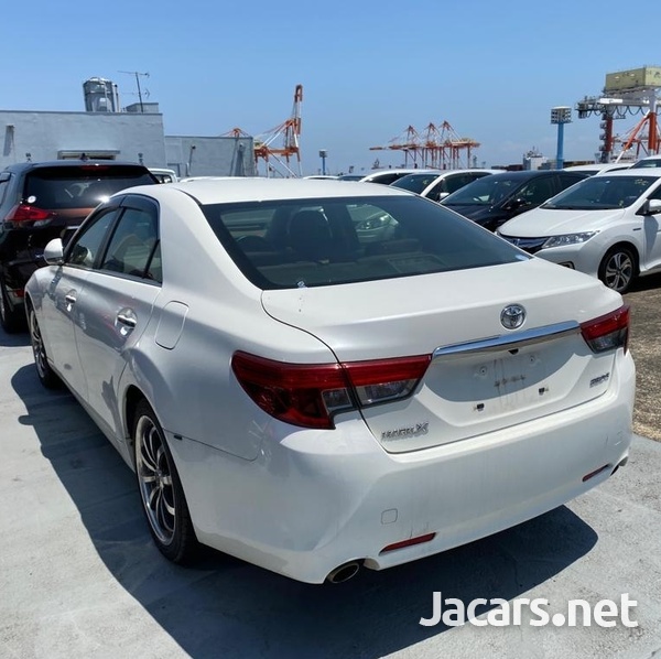 Toyota Mark X 2,5L 2014-3
