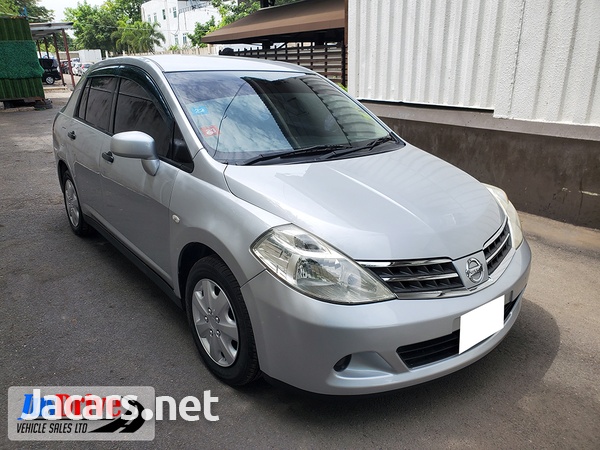 Nissan Tiida 1,5L 2011-1