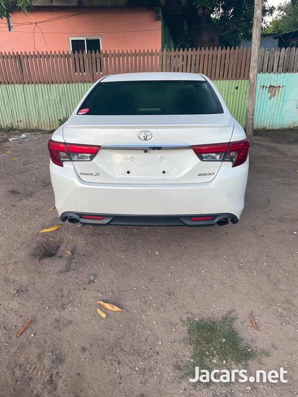 Toyota Mark X 2,5L 2013-2