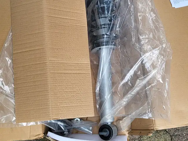 12 inch Truck Shocks, Portland
