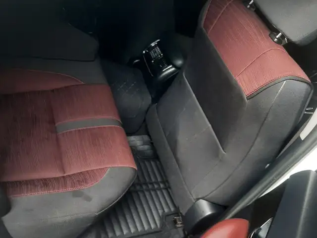 Toyota Crown Athlete 2,0L 2016, Saint Catherine - 7