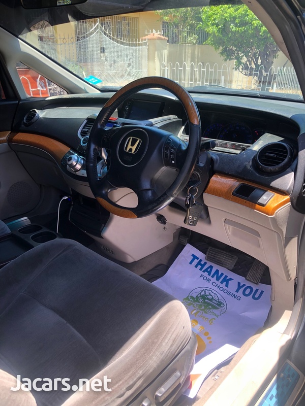 Honda Odyssey 2,3L 2008-7