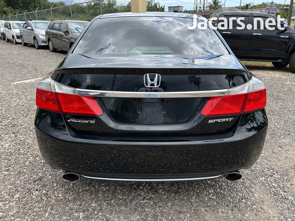 Honda Accord 2,4L 2013-5