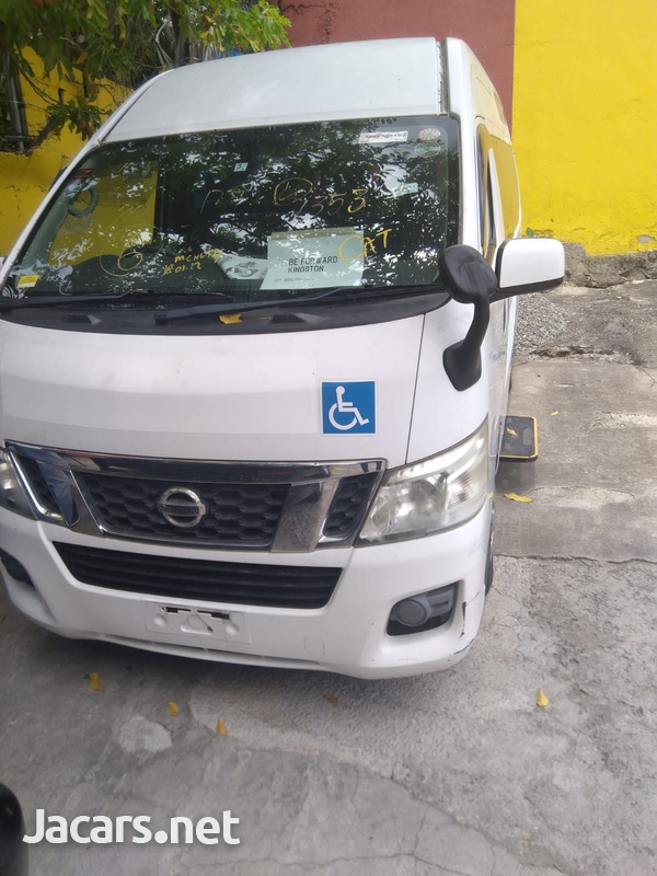 Nissan Caravan 2,0L 2013-3