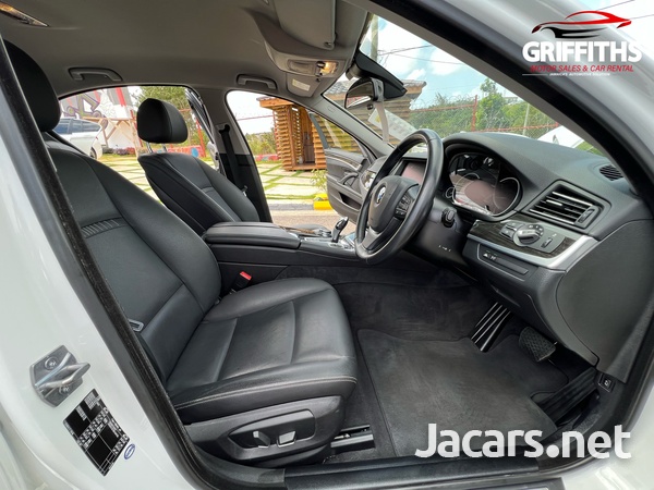 BMW 5-Series 2,0L 2016-12