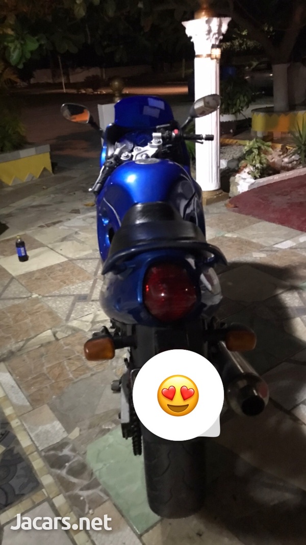 Suzuki gsxr 750cc-5