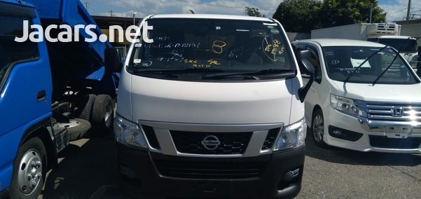 Nissan Caravan 2,0L 2015-10