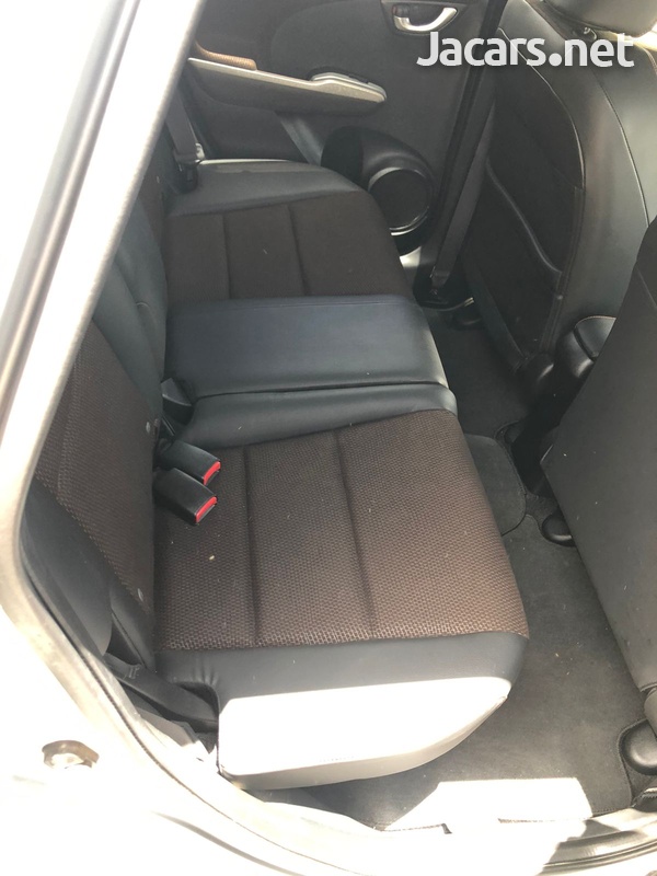 Honda Fit Shuttle 1,5L 2012-6