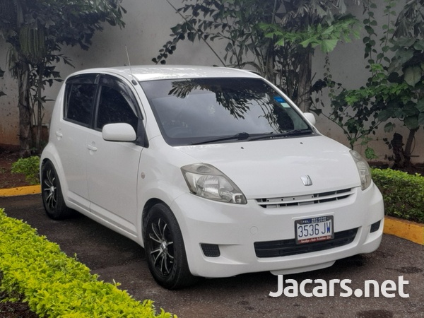 Toyota Passo 1,3L 2008-6