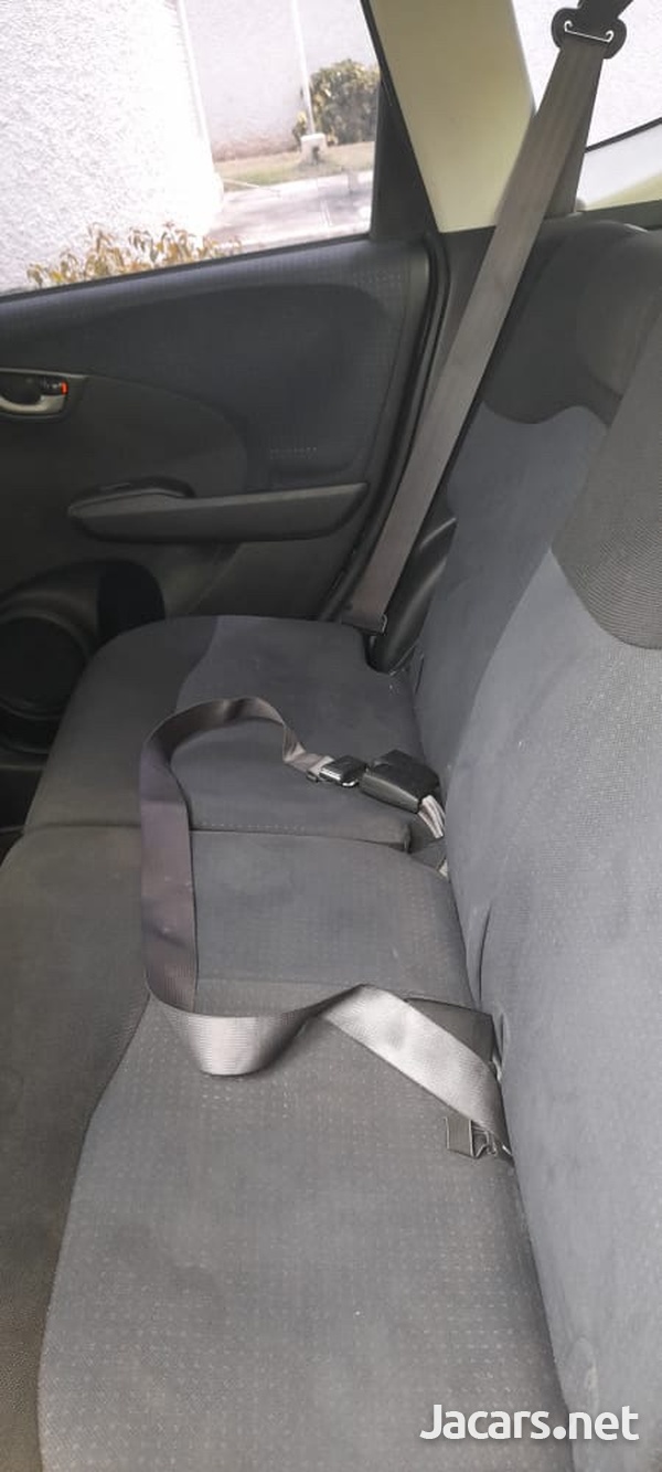 Honda Fit 1,3L 2010-7