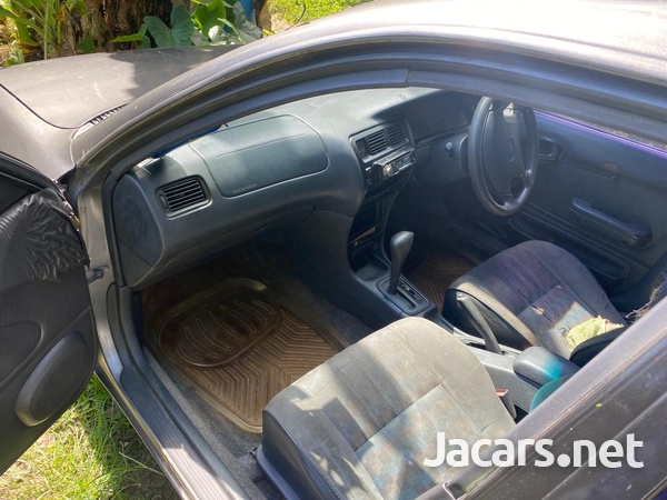 Toyota Sprinter 1,8L 1998-4