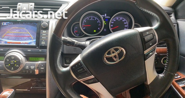 Toyota Mark X 3,5L 2014-4