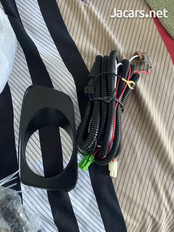 Brand new Axio bumper ligh fit all Axio-4