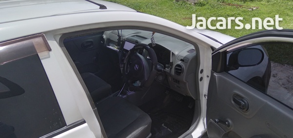 Nissan AD Wagon 1,5L 2012-10