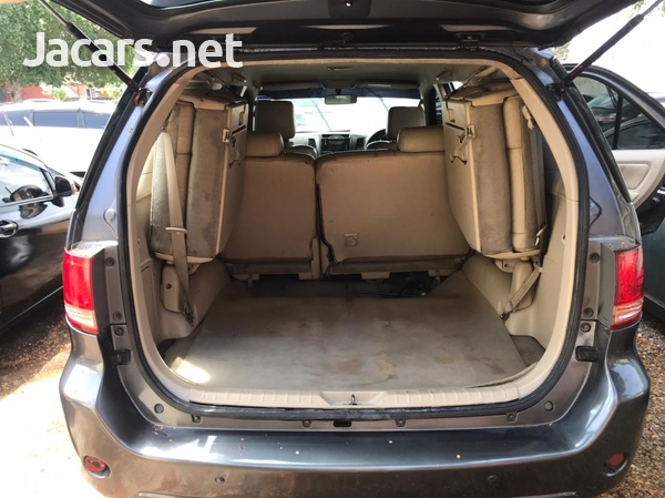 Toyota Fortuner 2,7L 2006-7