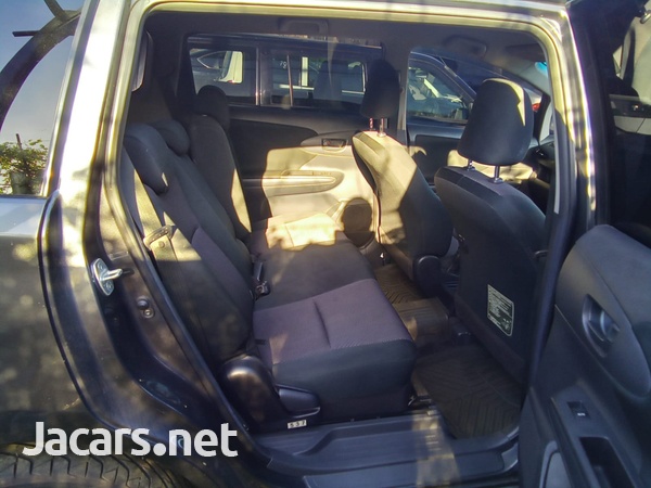 Toyota Wish 1,8L 2013-3