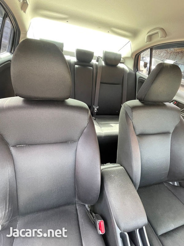 Honda Grace 1,5L 2016-7