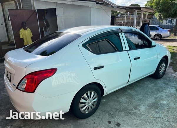 Nissan Latio 1,2L 2013-5