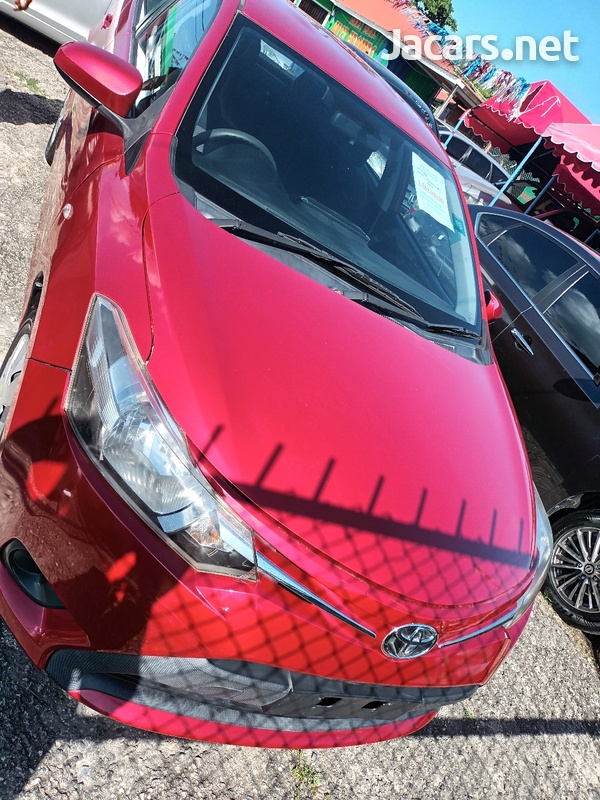 Toyota Yaris 1,5L 2015-1