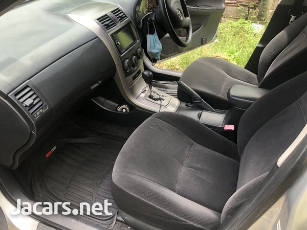 Toyota Corolla 1,5L 2011-7