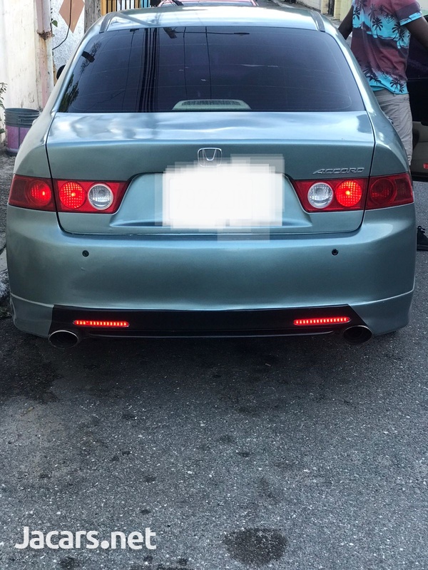 Honda Accord 2,3L 2002-6