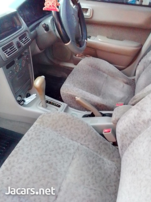 Toyota Corolla 1,5L 1998-5