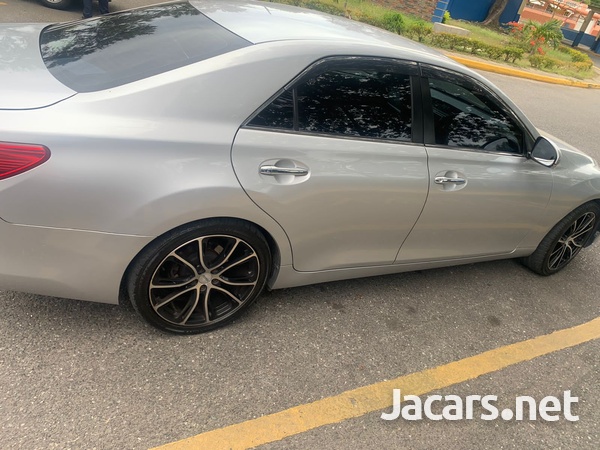 Toyota Mark X 2,5L 2010-6