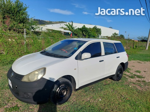 Nissan AD Wagon 1,5L 2013-5
