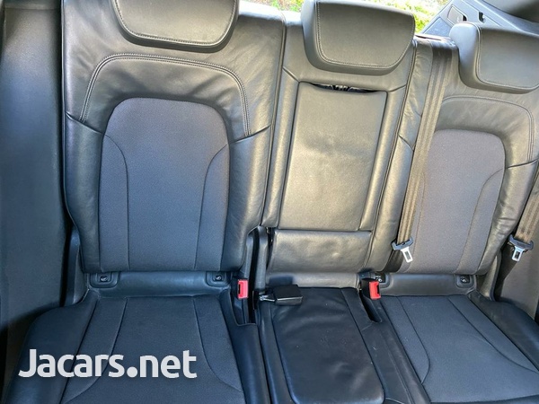 Audi Q5 2,3L 2017-7