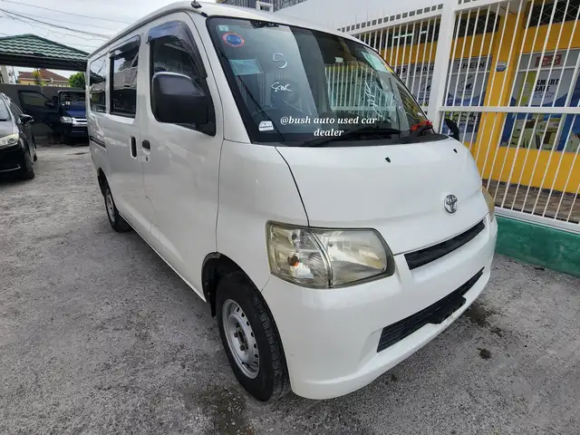 Toyota Town Ace