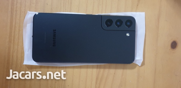 Samsung Galaxy S 22-8