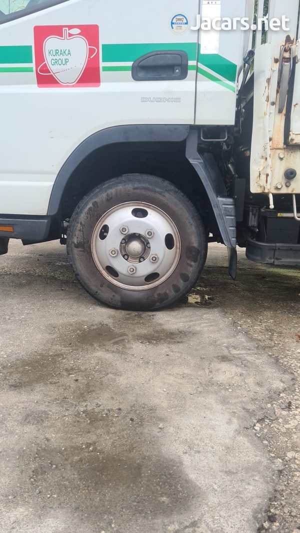 2012 Mitsubishi Canter-9