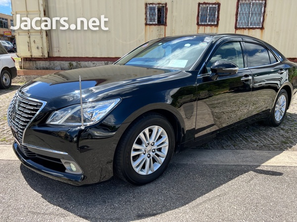 Toyota Crown 2,5L 2015-3