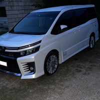 Toyota Voxy 2,0L 2014 Toyota Voxy 2,0L 2014