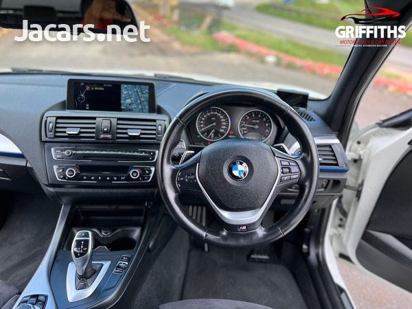 BMW 1-Series 3,0L 2013-9