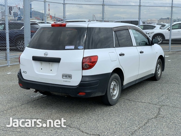 Nissan AD Wagon 1,5L 2016-3