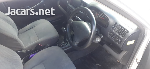 Toyota Probox 1,8L 2012-5
