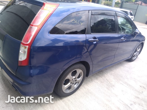 Honda Stream 1,8L 2012-4