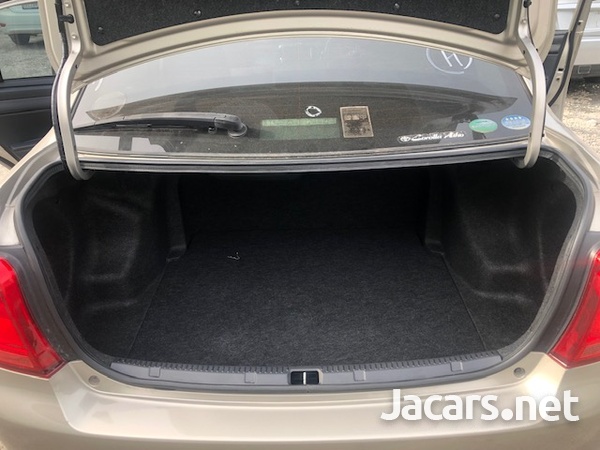 Toyota Axio 1,3L 2016-10