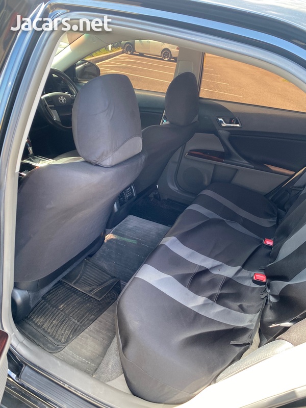 Toyota Mark X 2,5L 2012-5
