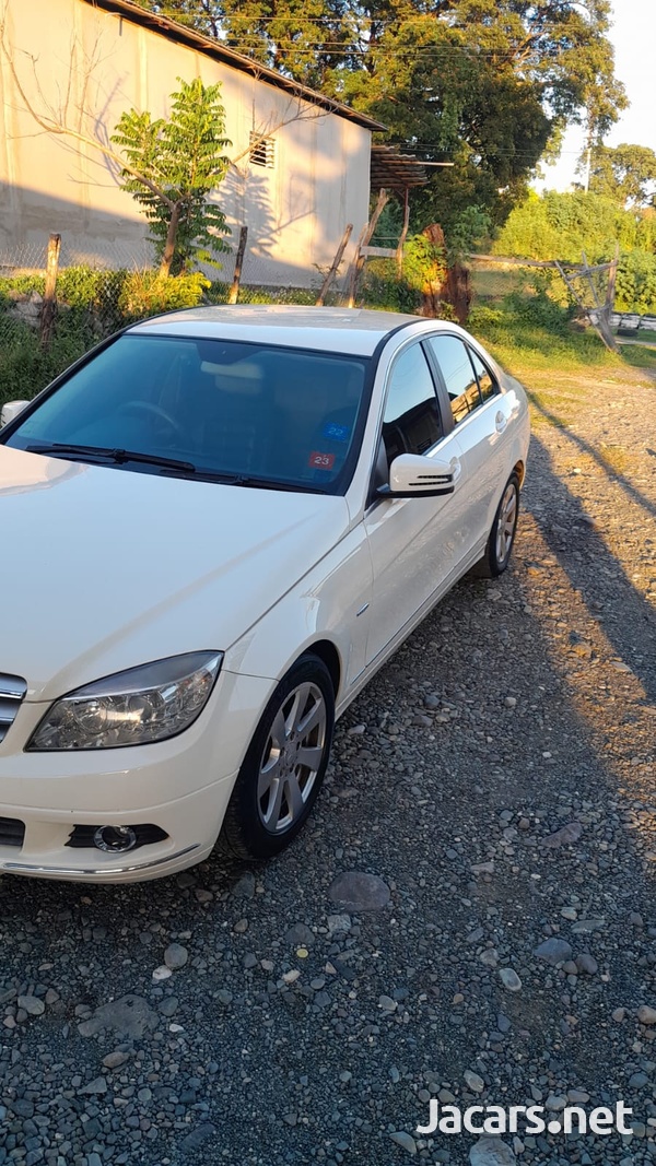 Mercedes-Benz C-Class 1,8L 2010-3