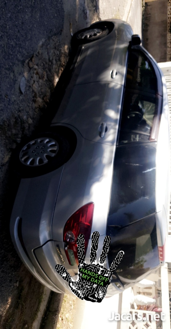 Nissan Wingroad 1,5L 2011-5