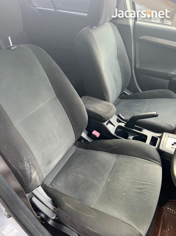 Mitsubishi Galant Fortis 2,0L 2008-7