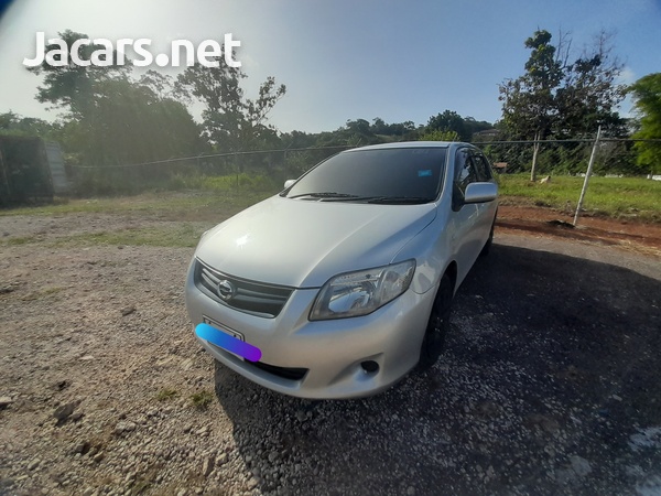 Toyota Fielder 2,0L 2011