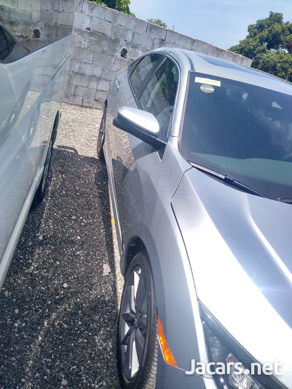Honda Civic 1,5L 2021-9