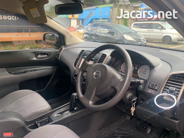 Nissan Wingroad 1,8L 2012-8