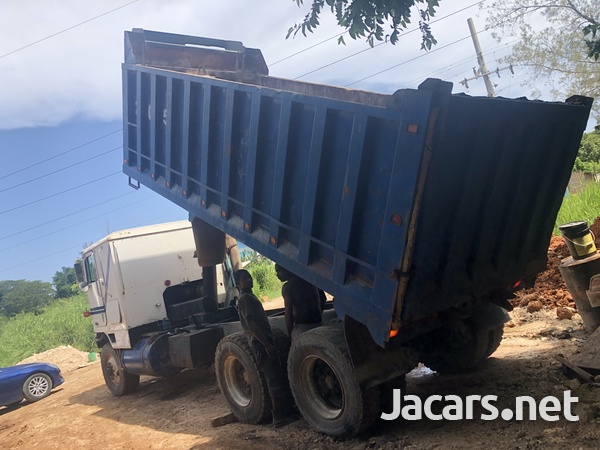 1987 International Tipper-6